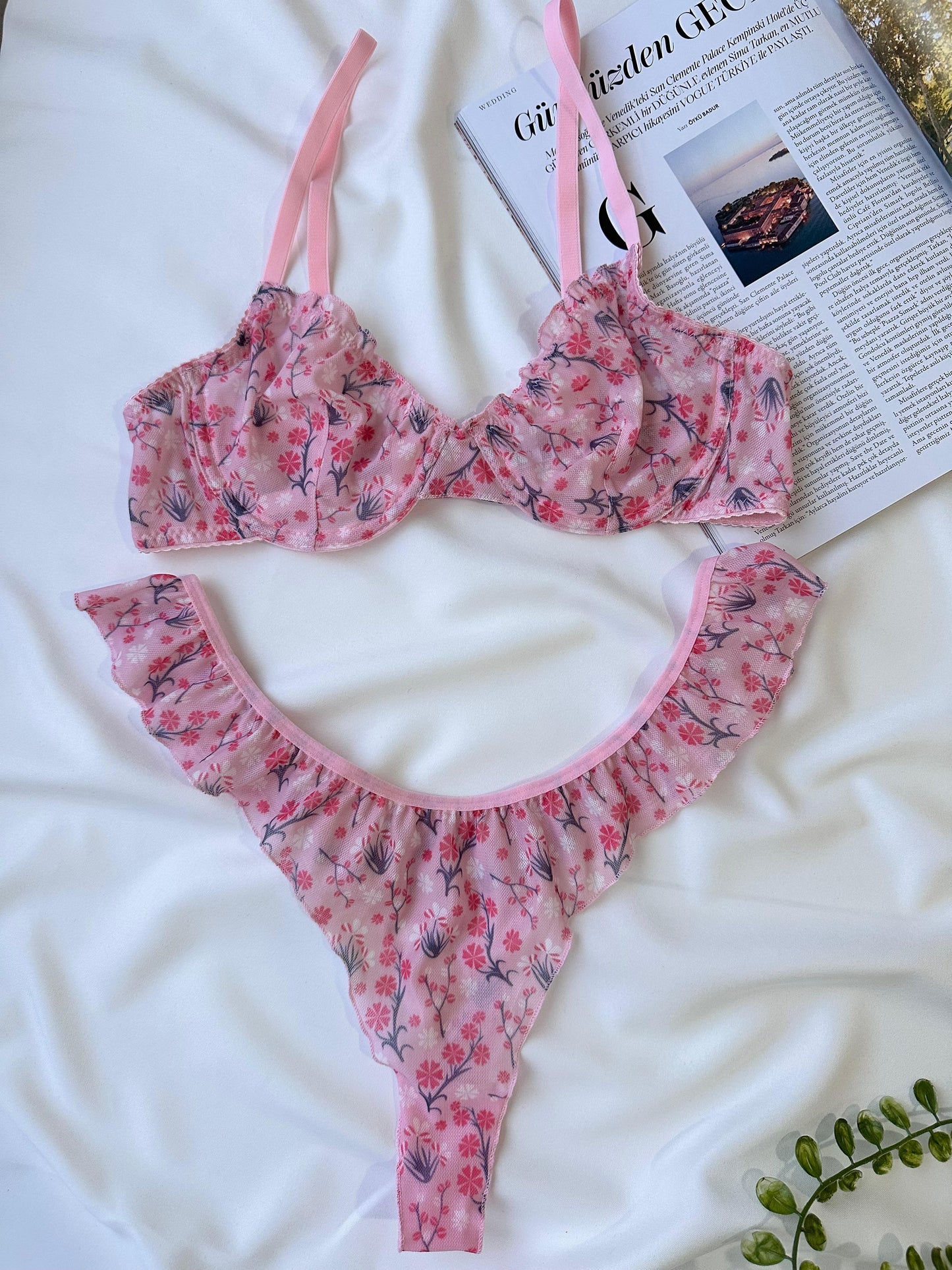 Pink Bloom İç Çamaşırı Takım