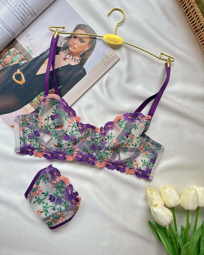 Violet Blossom İç Çamaşırı Takımı
