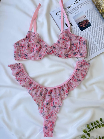 Pink Bloom İç Çamaşırı Takım